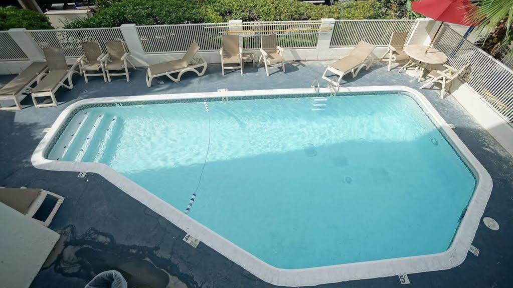 Red Roof Inn San Antonio Northeast - Rittiman Rd מראה חיצוני תמונה